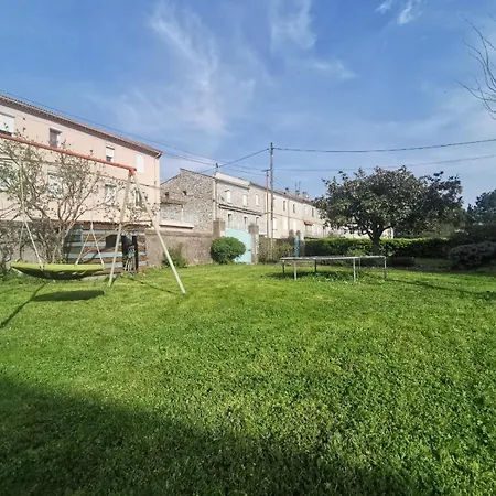 Maison Ensoleillée Au Calme